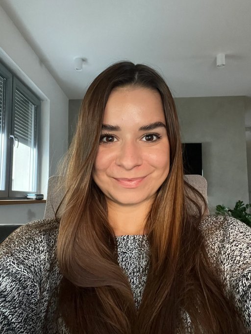 Buena foto - cara de cerca, solo una persona